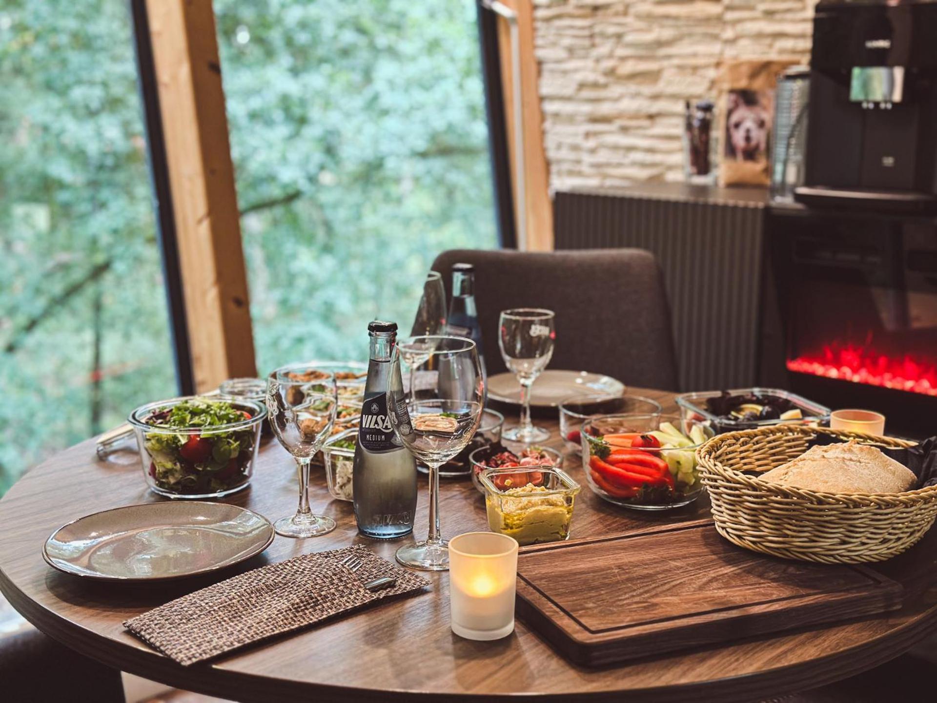 Tree Inn - Das Baumhaushotel Doerverden ภายนอก รูปภาพ